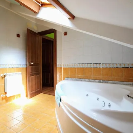 Casa De Aldea Pena Sobia Vakantiehuis La Plaza