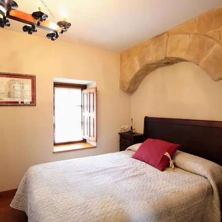 Casa De Aldea Pena Sobia Vakantiehuis La Plaza
